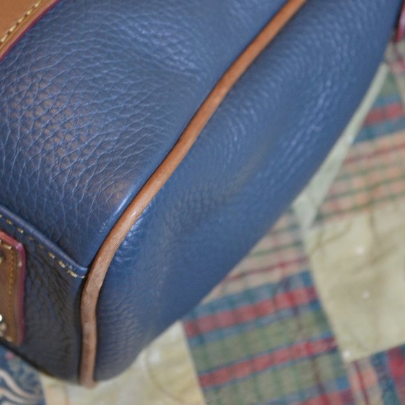 Dooney & Bourke Medium Pebble Leather Pocket Bag Teal EUC - Picture 11 of 13